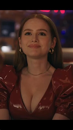 divas and celebs fetish on Instagram: "#madelainepetsch"