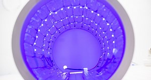 Creating a UV curing oven for resin using grocery bags