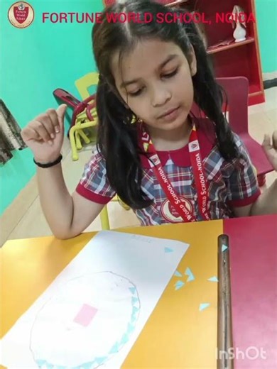 “Colors + Shapes = Creativity! 🌸✨