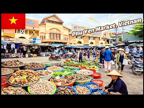 Vietnam Local Market Tour 🇻🇳 | Exploring Tuy Hoa City Market, Phu Yen Daily Life