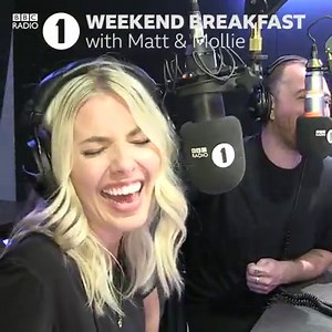 Does Sam wear fancy pyjamas? 🤵 Does Sam eat their crusts? 🍞 Does Sam love a sit down wee? 🚽 Sam Smith tells Matt, Mollie and the Radio 1 listeners if their assumptions about them are true 😂 | BBC Radio 1