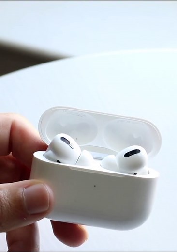 How To Fix One Airpod Not Working: Troubleshooting Guide
