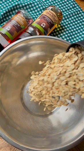 4 comments | Autumn Spiced Oat Cookies… what a cosy treat!  Here’s...