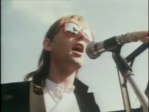 Red Guitars "Good Technology" HD.