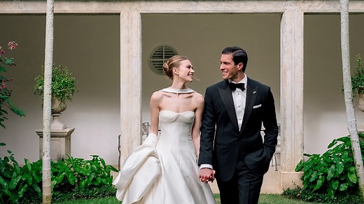 Will Reeve, Amanda Dubin share wedding photos featuring 'GMA' family