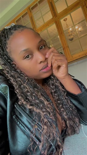 Tendani (@_tendy)’s videos with original sound - street_style_lyrics🤯🤯