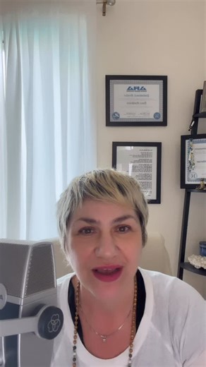 Anna Machkalov | Neuroscience now shows the hypnosis reduces activity in the Default Mode Network (DMN) - the brain network responsible for self-referential... | Instagram