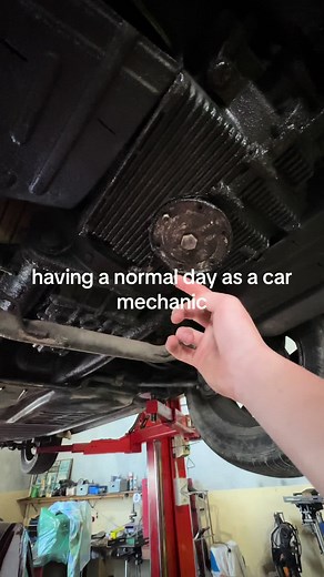 how do i put it on the hoist