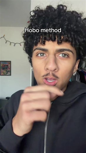 Zaysantoo (@zaysantoo)’s video of shoestring hobo