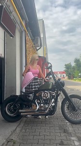 758K views · 68K reactions | Happy Sunday 勺 . . . #motorcycle #bikerlife #motogirl #bikerchick #harleylife #harleygirlsdoitbetter #harleydavidsonwomen #harleydavidsonmotorcycles #harleydavidsonnation #chopper #custom #exhaust #covertank #bobber #ride #bikersofinstagram #moto #pink #sportster | ShesDitz | Facebook