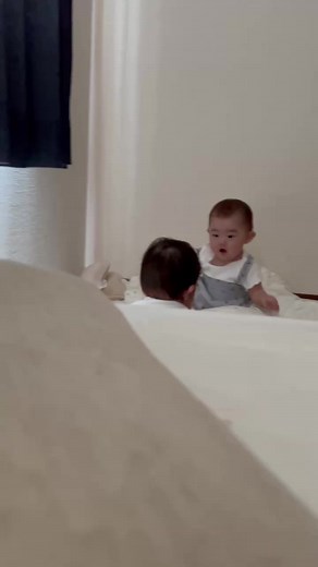 双子の赤ちゃんの日常会話が可愛すぎる！