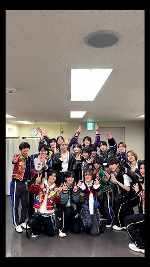 チグハグダンスをザスーパーフルーツと楽しもう！