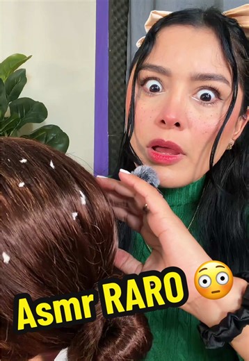 ASMR raro 😳 pero satisfactorio 😳 dime cuál fue tu favorito 😱 #asmraro #asmrpiojos #asmrcaspa #asmrscratching