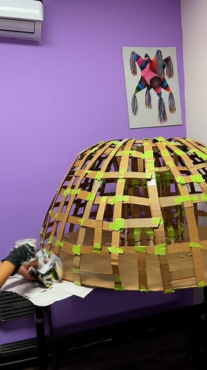 Part 2! Making a 4ft Bundt cake! #dayinmylife #pinatas #piñata #piñatamaker | Pinatasbychi