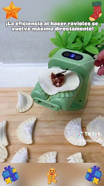 Silicone washboard, you can wash clothes anywhere you take it. It's convenient and labor-saving. #GoodThingsRecommendation #Washboard #Practical