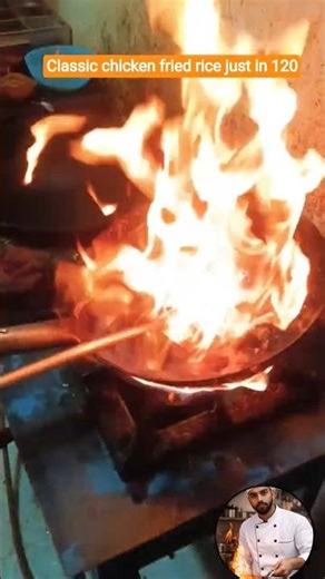 Classic Chicken Fried Rice 🍗🔥 | Street Style Recipe in 60 Sec! #shorts #streetfood#shortfeedviral