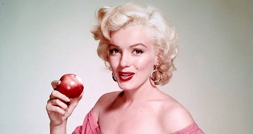 15 Little-Known Facts About Marilyn Monroe