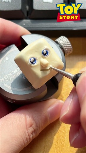 Making Toy Story Bo Peep on my keyboard #tiktok #trending #shorts #toystory #clay #toystory5