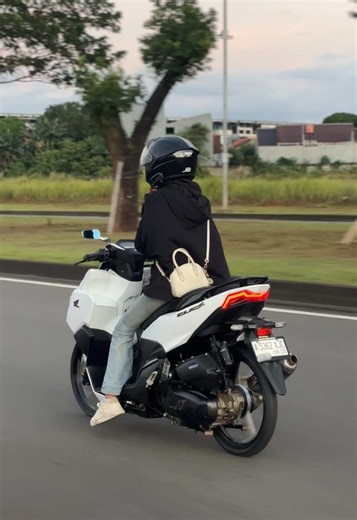 Explorando el estilo R17 en Vavarioan