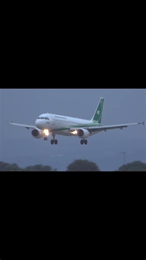 A320 Landing Show at Manchester Airport