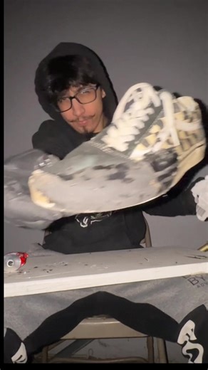 Adding more shoe goo to my shoes #hazy