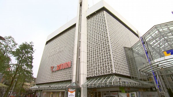 Bremen kauft das Kaufhof-Gebäude in Bremens Innenstadt
