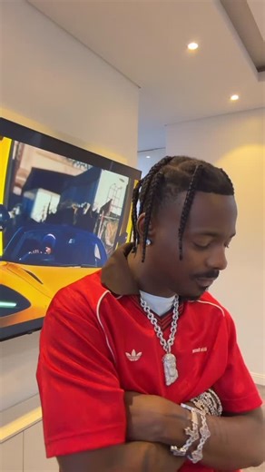 JIGGY on Instagram: "BLUE DISCO 🔵🪩"