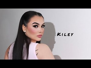 Kiley Lossen | Curvy Plus-Size Model Breaking Stereotypes | Bio, Age, Lifestyle & Career