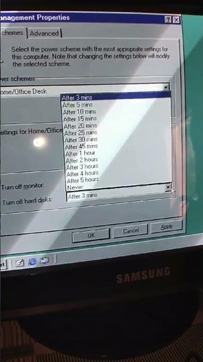 This feature was only available in retro Windows like Win 98. That's why retro Win are the king