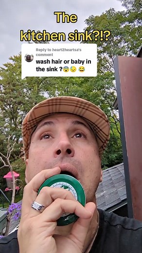 Replying to @heart2heartsa why do people in the United States wash babies and hair in the kitchen sink?#tktoksouthafrica🇿🇦 #southafrica #southafricatiktok #southafrican questions to #americans #gross