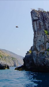 Gainer Off an Island
