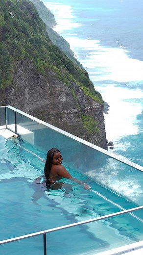 Iza T | Travel & Hotel Content Creator on Instagram: "My total spending in Bali as a solo traveler for 2 weeks ! #bali #budgettravel #solottravel #blacktravelfeed #jetblacktravel"