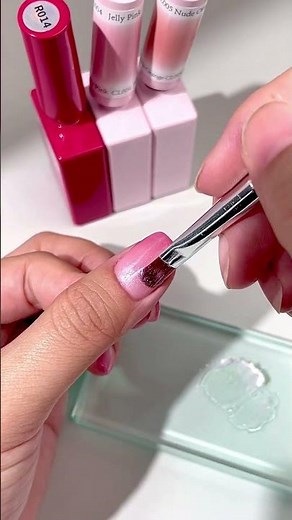How to Do Dreamy Pink Ombré Nails at Home 💗 | Easy Gel Nail Tutorial