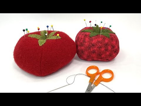 DIY Tomato Pin Cushion // Free Pattern