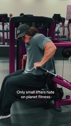 Actually took a rest day today, cardio vid tomorrow #bodybuilding #physique #muscle #posing #lifting #lifter #lift #gym #training #gymtok #weights #weighttraining #workout #fyp #fypage #foryoupage #4u #weights #motivation #aesthetics #effort #intensity