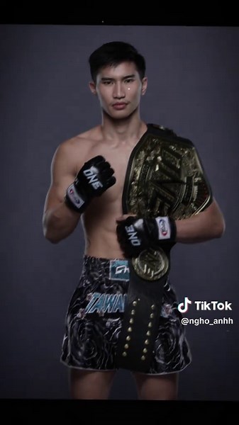 Tawanchai P.K. Saenchai: Nhà Vô Địch Muay Thai Mới