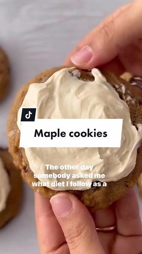 Delicious Maple Cookies Recipe with Cream Cheese Frosting
