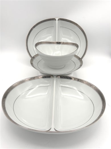 Vintage 3-piece Mikasa Fine China Alton Pattern #5299 Serving Set Includes Two 10" Oval Divided Serving Bowls & Gravy Boat With Underplate - Etsy