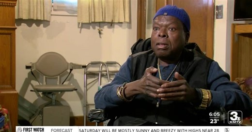 In the cold, man waits longer for Metro bus after wheelchair ramp fails