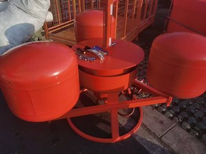 [Hot Item] Advanced Red Weir Type Oil Skimmer for Comprehensive River Oil Cleanup