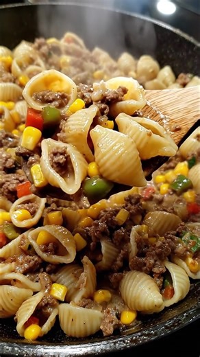 "CRAZY good! The entire family cleaned up their plates and returned for more! This is a great weeknight meal idea! You can make ahead and freeze or refrigerate them for later!" Recipe in (c.o.m.m.e.n.t ).👇 | Recipes For Family