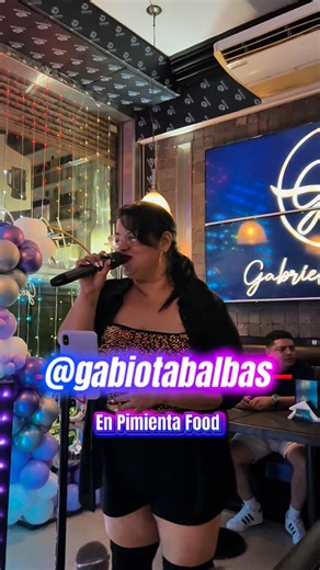 Pimienta Food & bar on Instagram: "✨ Se fue enero y nos dejó recuerdos increíbles ✨ En Pimienta Food, enero fue simplemente hermoso ❤️ Arrancamos el año con la mejor energía y con talentos increíbles, como @gabiotabalbas , que nos regaló una noche inolvidable uno de nuestros sábados 🎤✨ Su voz, su alegría y su vibra llenaron el lugar y nos hicieron disfrutar a todos. 🔥 No te pierdas todos los sábados “Son de Pimienta” 📍 Avenida Brasil 385, CABA 🍽️ Abrimos de lunes a lunes 🎶 Jueves y viernes:
