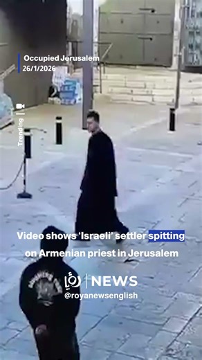 📸Caught on camera: ‘Israeli’ settler spits on Armenian priest