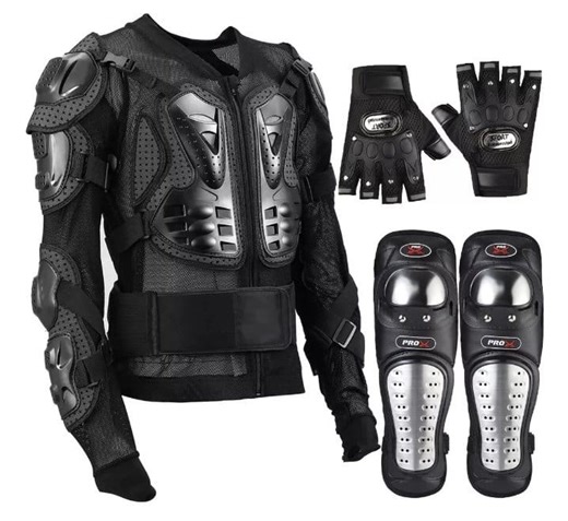 Riding Gear: महंगी बाइक और सस्ता हेलमेट? जानिए राइडिंग गियर खरीदने का सही तरीका