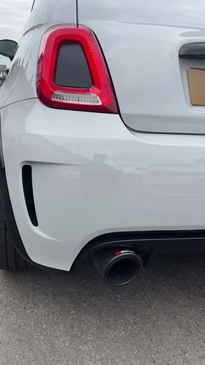 Fiat Abarth 595 Akrapovic exhaust sound #fiat #abarth #akrapovic