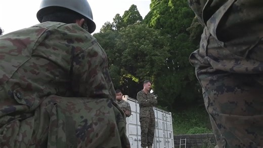 RD25 | 12th MLR Marines and JSDF Service Members Participate in Bilateral Convoy Brief B-Roll