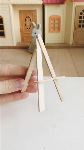 Diy : chevalet de peinture en bâtonnets de bois miniature pour figurines