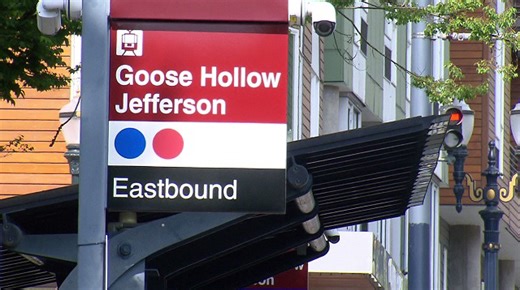 TriMet passenger accused of threatening security with pocketknife