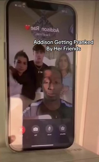 Not her immediately hanging up😭 🎥:@typisch.videos #addisonrae #addisonraefanpage #asoueella #addisoneasterling #fyp #2020era #hypehouse #addisonraetiktok #ellaisaacson