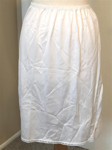 Half Slip, Vanity Fair, White, Size Medium, Nylon, Minimal Lace, Made in USA - Etsy